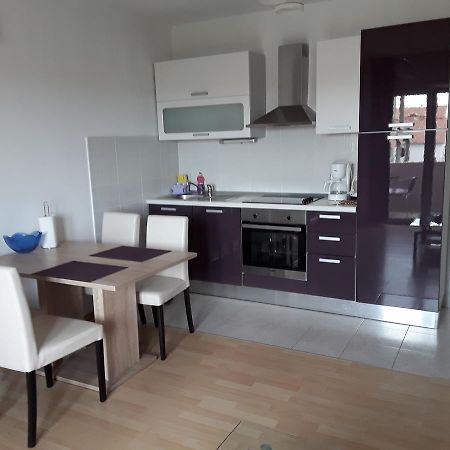 Apartments Josipa & Niki ヴォディツェ エクステリア 写真