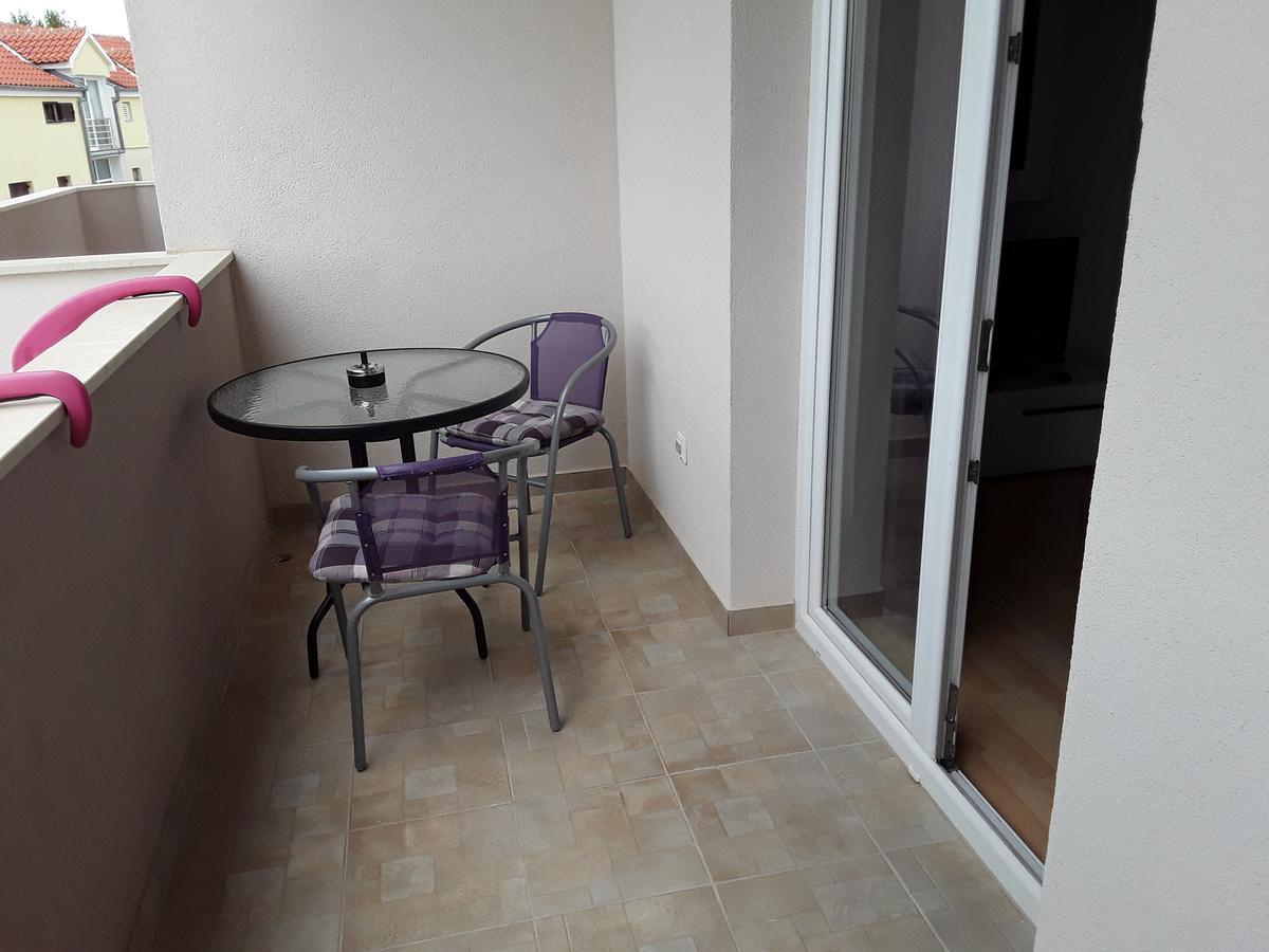 Apartments Josipa & Niki ヴォディツェ エクステリア 写真